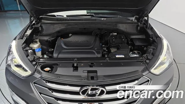 Hyundai Santa Fe 2014 thumb 6