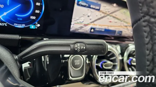 Mercedes-Benz EQA 2025 thumb 9