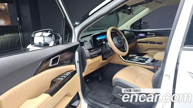 Kia Carnival 2022 thumb 10