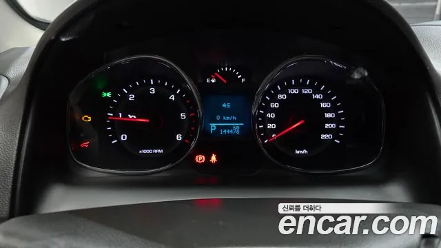 ChevroletGMDaewoo Captiva 2016 thumb 8