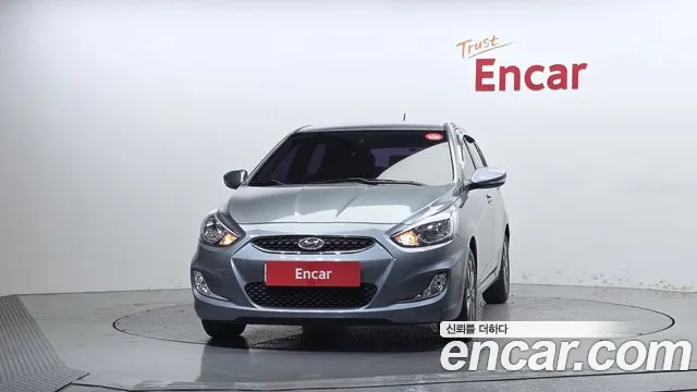 Hyundai Accent 2017 thumb 3