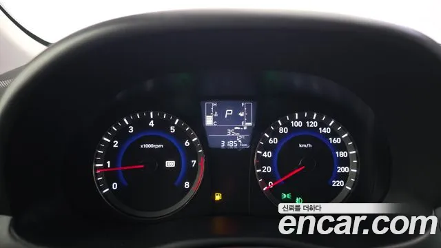 Hyundai Accent 2017 thumb 8