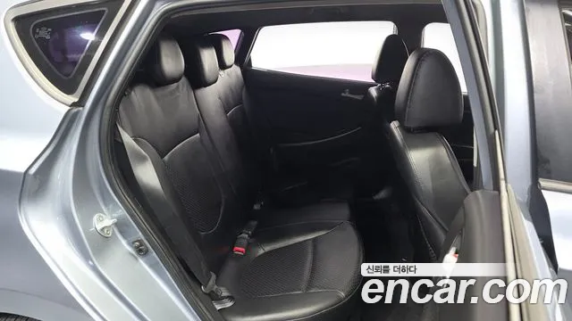 Hyundai Accent 2017 thumb 11