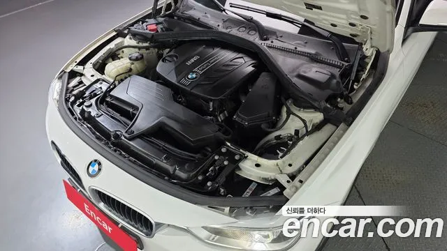 BMW 3-Series 2015 thumb 6