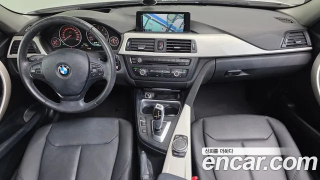 BMW 3-Series 2015 thumb 7