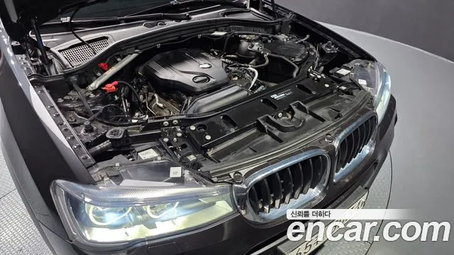 BMW X4 2017 thumb 6