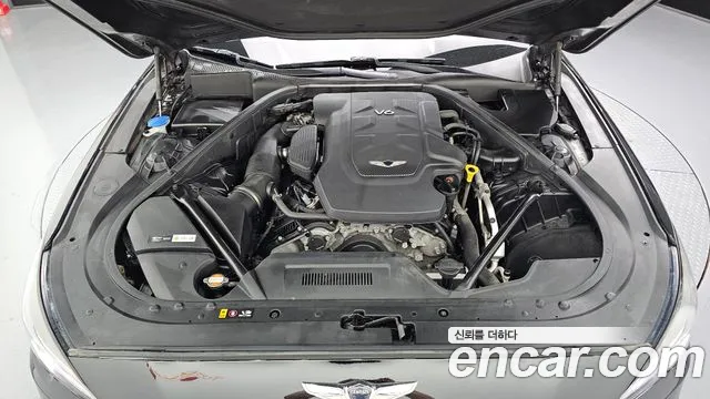 Genesis G80 2017 thumb 6