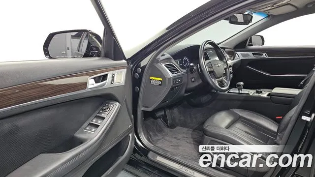 Genesis G80 2017 thumb 10