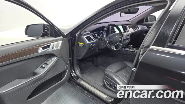 Genesis G80 2017 thumb 9