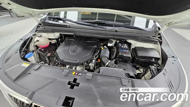 Kia Carnival 2023 thumb 6
