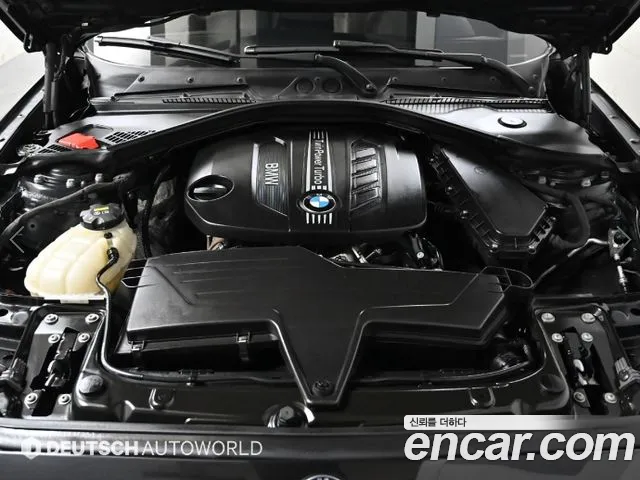 BMW 1-Series 2015 thumb 6