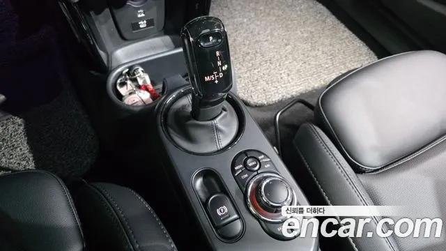 MINI Hatch 2021 thumb 9