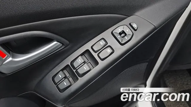 Hyundai Tucson 2013 thumb 11