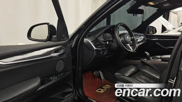 BMW X5 2014 thumb 10