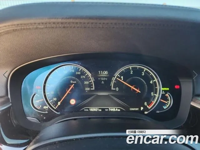 BMW 5-Series 2017 thumb 7