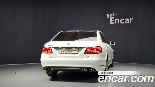 Mercedes-Benz E-Класс 2016 thumb 4