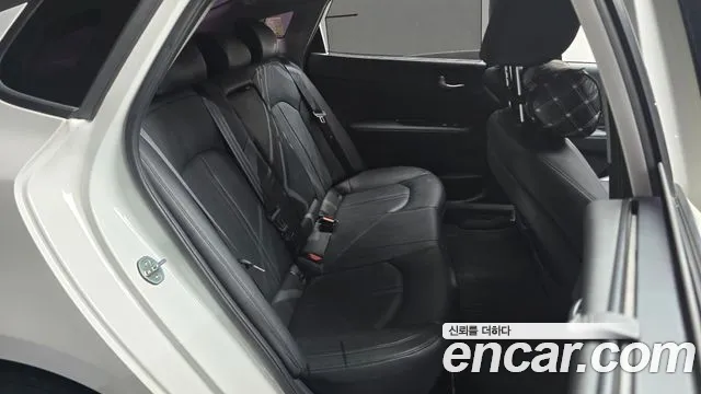 Kia K5 2016 thumb 11