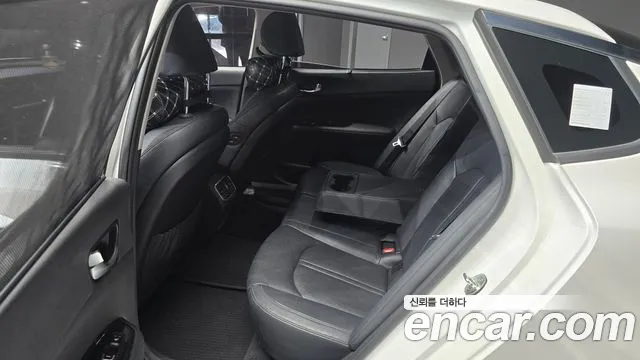 Kia K5 2016 thumb 12