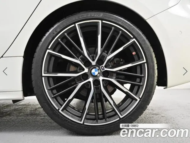 BMW 1-Series 2020 thumb 5