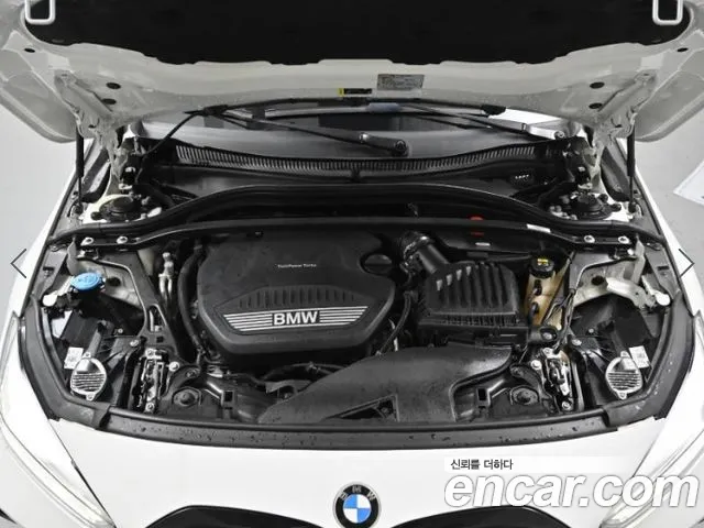 BMW 1-Series 2020 thumb 6