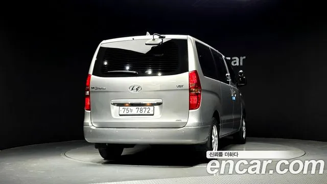 Hyundai Starex 2019 thumb 4