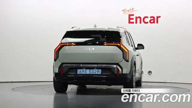 Kia EV3 2024 thumb 4