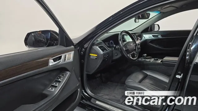 Genesis G80 2017 thumb 10