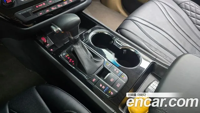 Kia Carnival 2019 thumb 9