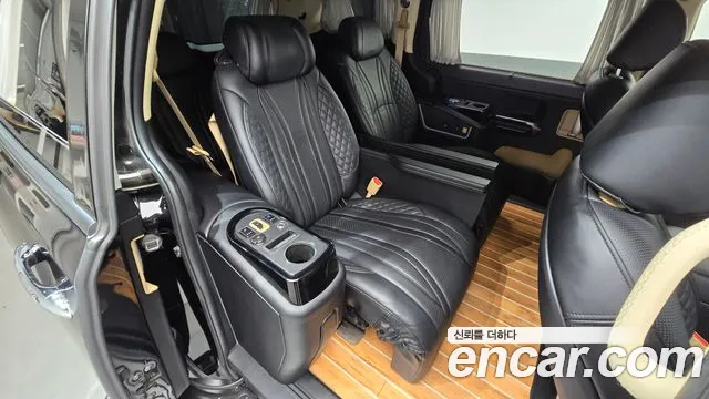 Kia Carnival 2019 thumb 11