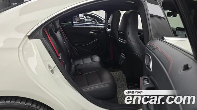 Mercedes-Benz CLA 2015 thumb 11