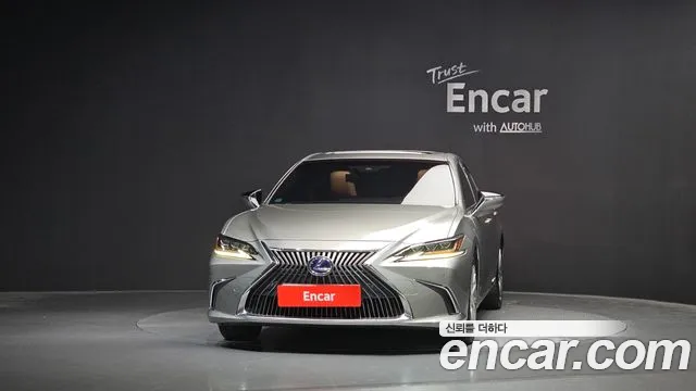 Lexus ES 2019 thumb 3