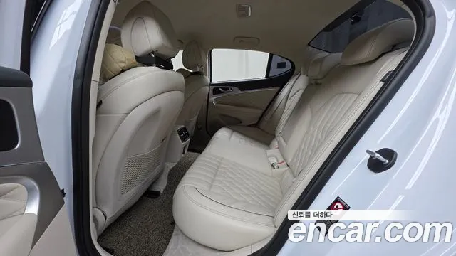 Genesis G70 2019 thumb 12