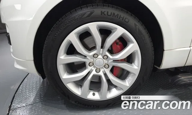 Land Rover Range Rover Sport 2016 thumb 4