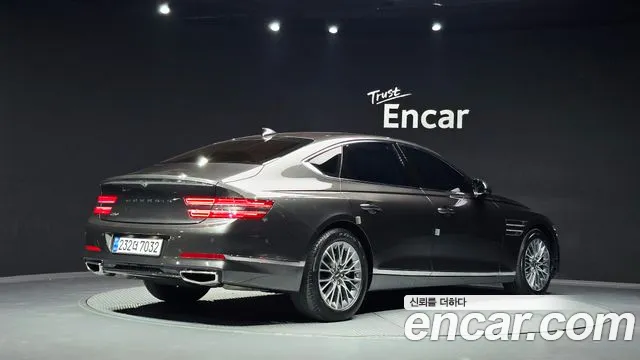 Genesis G80 2022 thumb 2