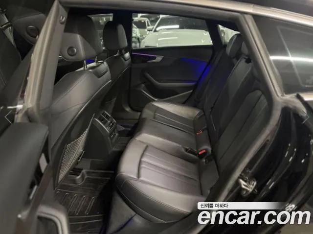Audi A5 2023 thumb 9