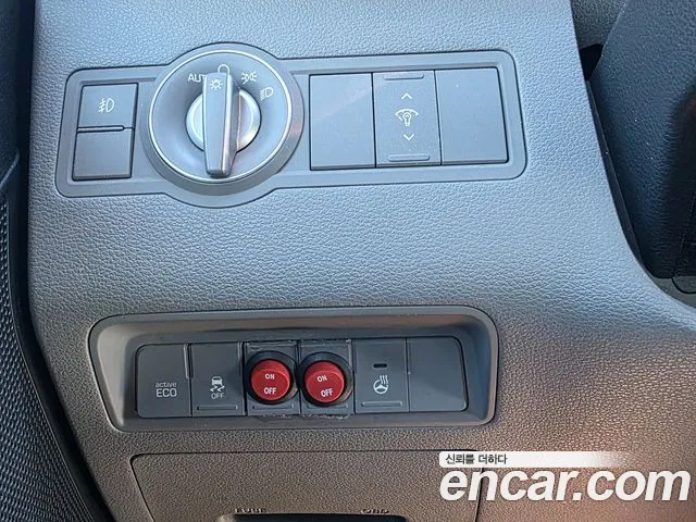 Hyundai Staria 2017 thumb 10