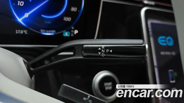 Mercedes-Benz EQE 2023 thumb 9