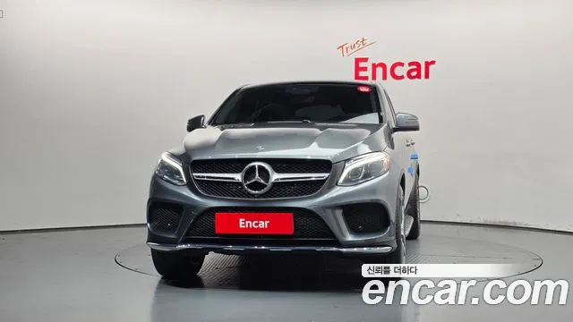 Mercedes-Benz GLE 2018 thumb 3