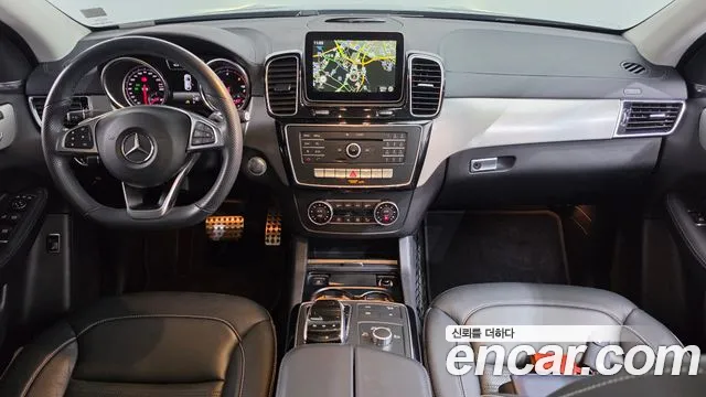 Mercedes-Benz GLE 2018 thumb 7