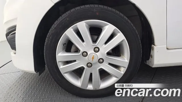 ChevroletGMDaewoo Spark 2013 thumb 5