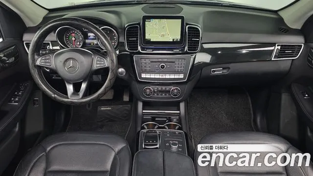 Mercedes-Benz GLE 2016 thumb 7
