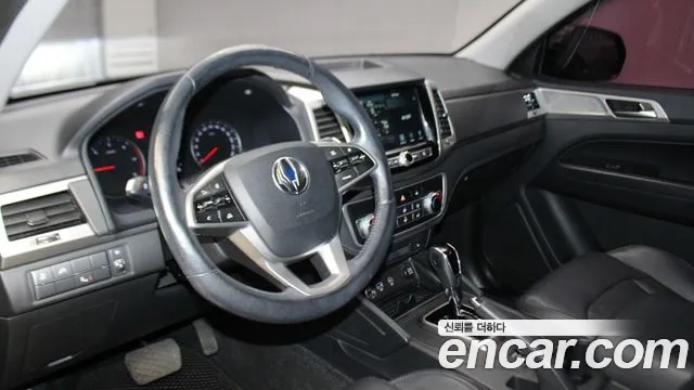 KG_Mobility_Ssangyong Rexton 2018 thumb 7