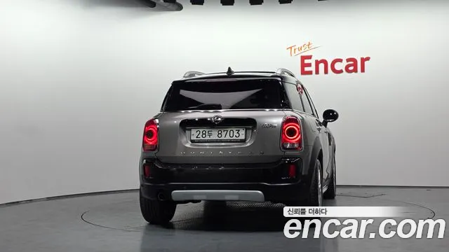 MINI Countryman 2019 thumb 4