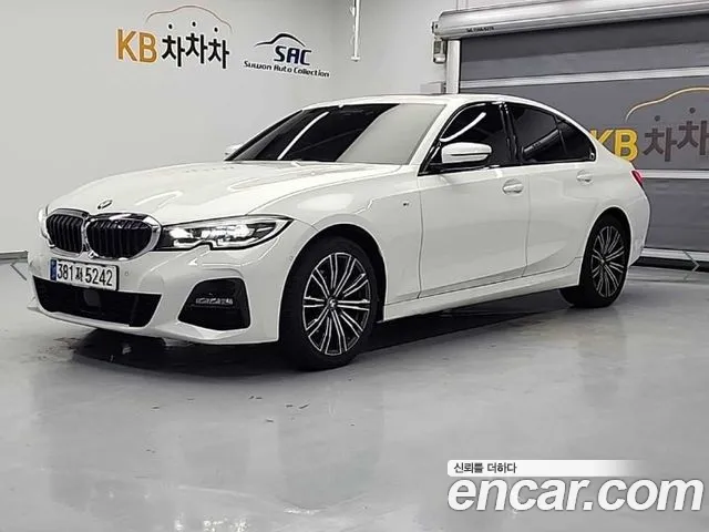 BMW 3-Series 2021 thumb 12