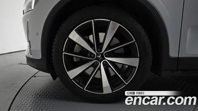 Polestar 2 2022 thumb 4