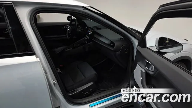 Polestar 2 2022 thumb 10