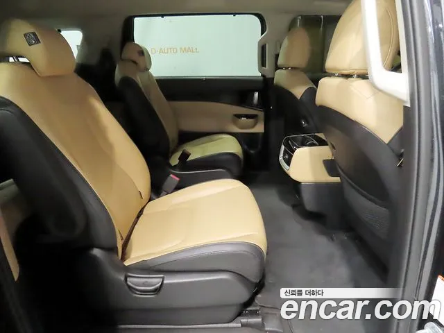 Kia Carnival 2022 thumb 9