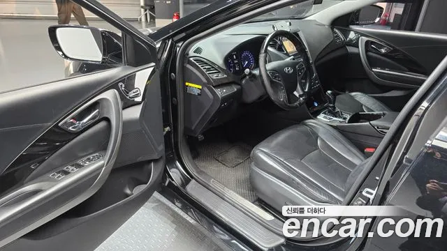 Hyundai Grandeur 2014 thumb 10