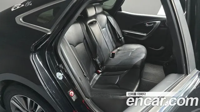 Hyundai Grandeur 2014 thumb 12