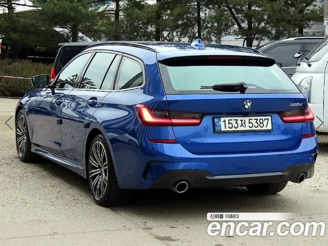 BMW 3-Series 2020 thumb 3